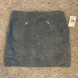BLANKNYC Grey Suede Miniskirt NWT Size 25